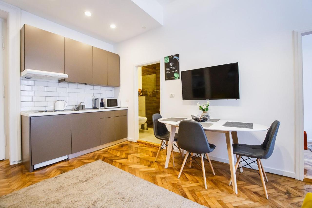 Eat It Cozy Downtown Apartments Орадя Экстерьер фото
